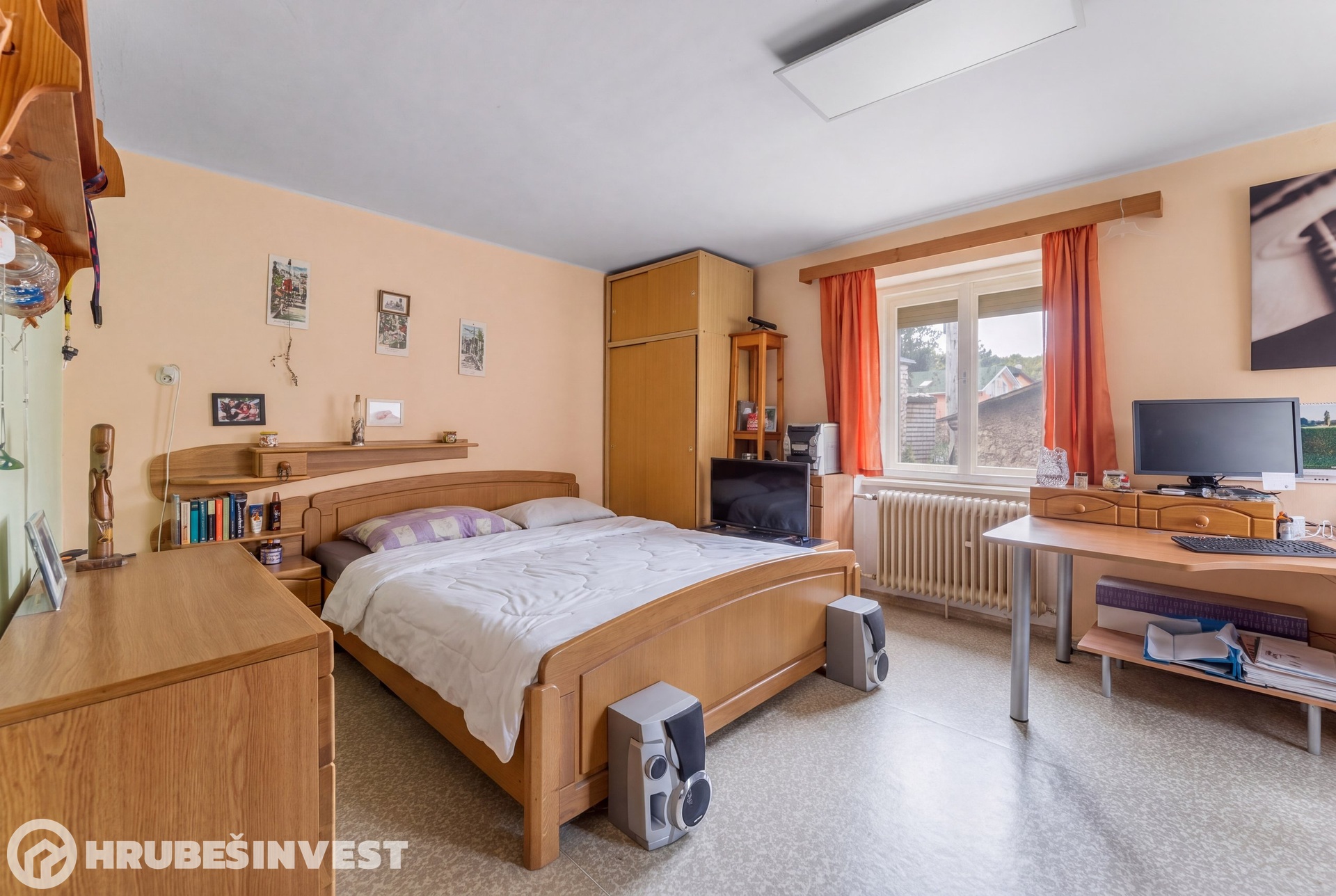 Zemědělská usedlost 1 886 m², Nižbor — fotografie