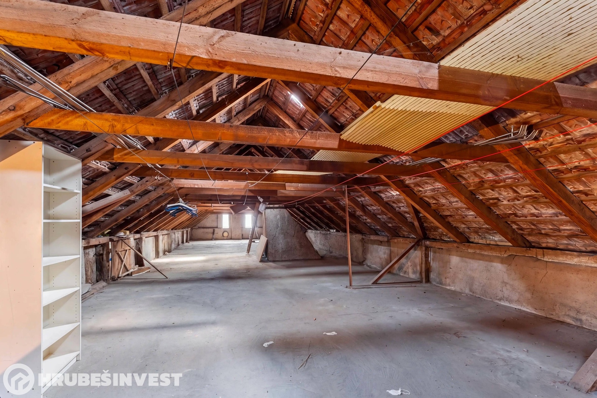 Zemědělská usedlost 1 886 m², Nižbor — fotografie