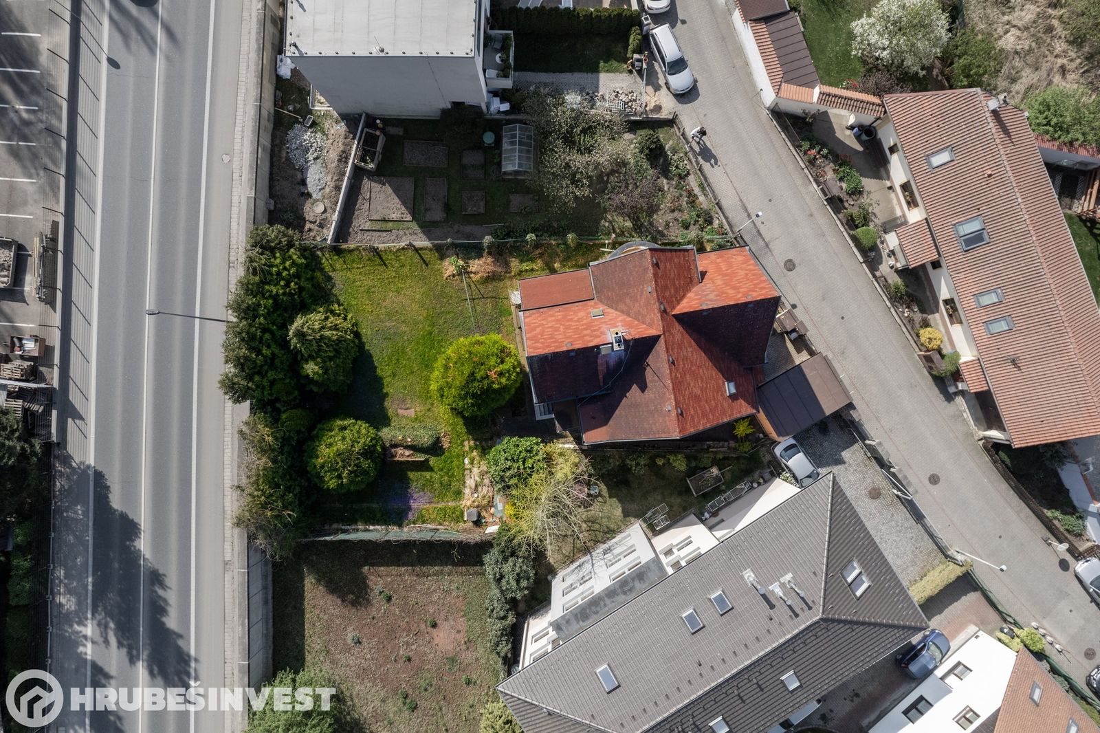 Prvorepubliková vila 283 m², Praha — Zbraslav — fotografie