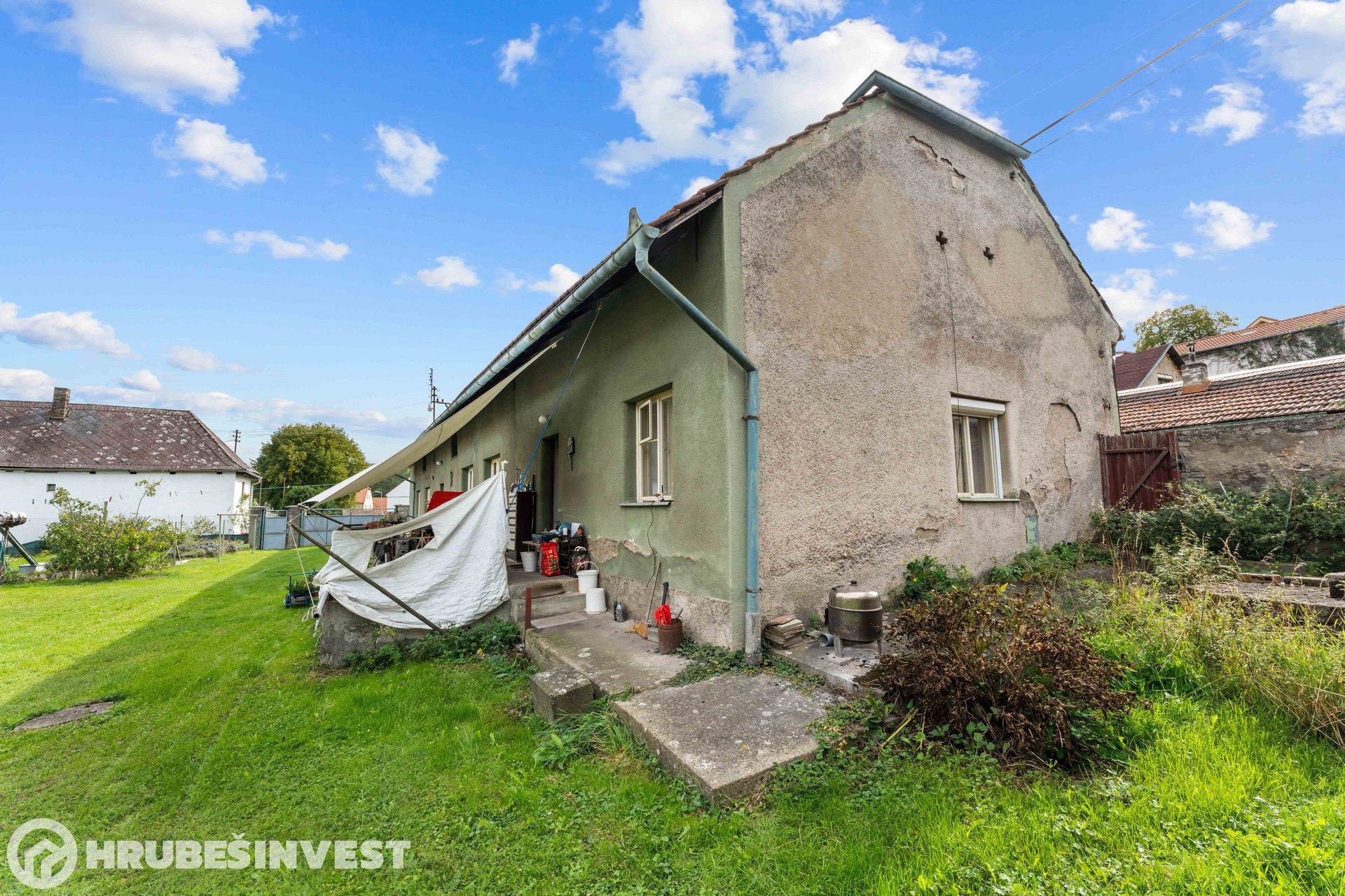 Zemědělská usedlost 1 886 m², Nižbor — fotografie