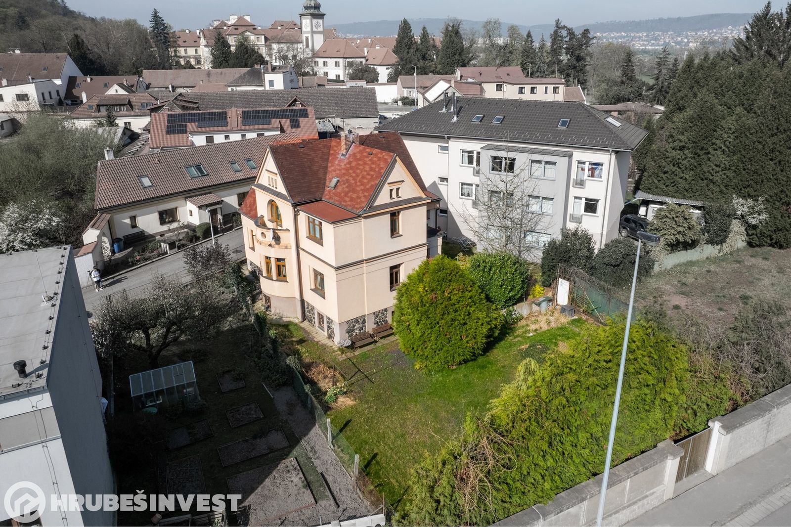 Prvorepubliková vila 283 m², Praha — Zbraslav — fotografie