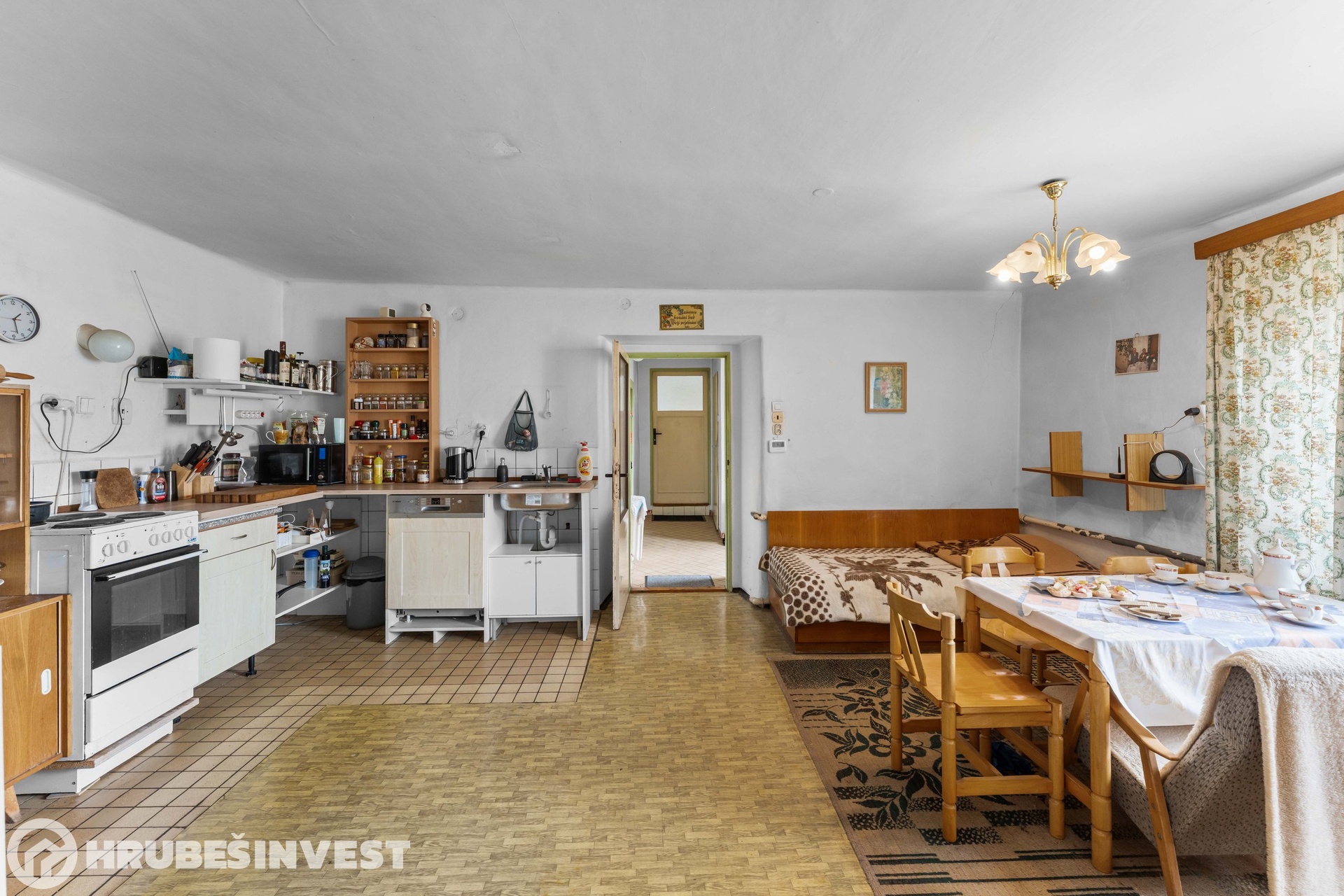 Zemědělská usedlost 1 886 m², Nižbor — fotografie